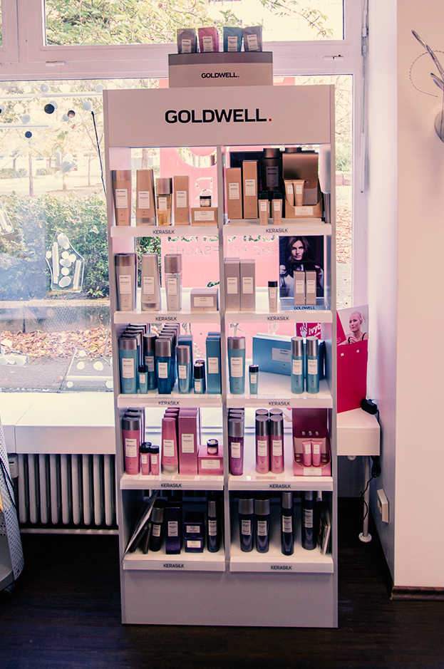 Wir verwenden in Berlin Lichtenrade hochwertige, professionelle Friseurprodukte von Goldwell.